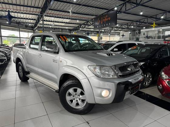 TOYOTA HILUX 3.0 SRV 4X4 CD 16V TURBO INTERCOOLER DIESEL 4P AUTOMÁTICO